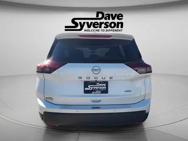 2025 Nissan Rogue SV Intelligent AWD