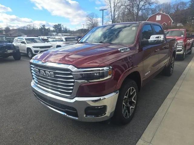2025 Ram 1500 Laramie Crew Cab 4x4 5'7" Box