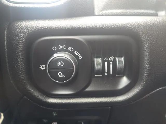 2025 Ram 1500 Laramie Crew Cab 4x4 5'7" Box