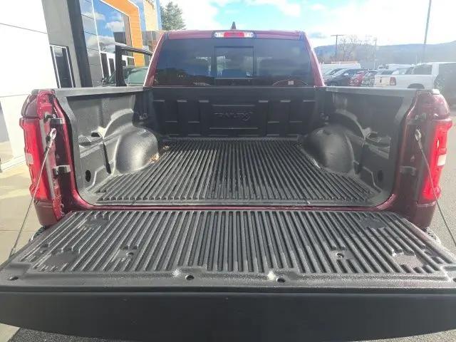 2025 Ram 1500 Laramie Crew Cab 4x4 5'7" Box