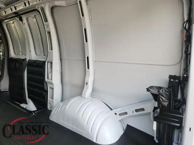 2025 Chevrolet Express Cargo Van RWD 2500 Regular Wheelbase WT