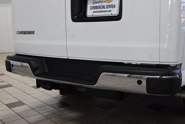 2025 Chevrolet Express Cargo Van RWD 2500 Regular Wheelbase WT