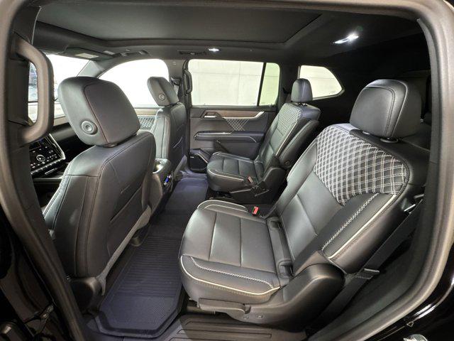 2026 GMC Acadia Denali AWD