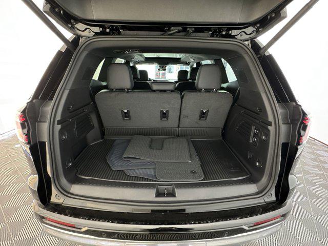 2026 GMC Acadia Denali AWD