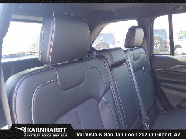 2025 Jeep Grand Cherokee Altitude X 4x4
