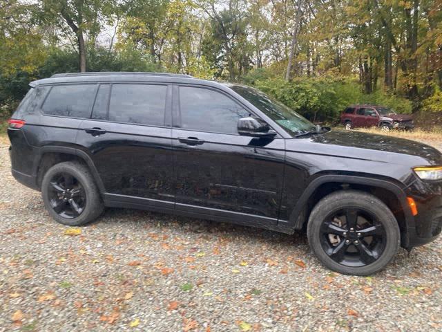 2021 Jeep Grand Cherokee L Altitude 4x4 2021 Jeep Grand Cherokee L Altitude 4x4