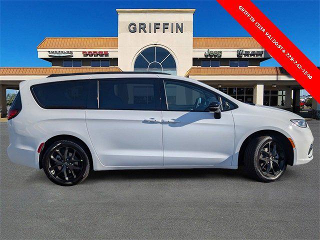 2026 Chrysler Pacifica PACIFICA LIMITED AWD