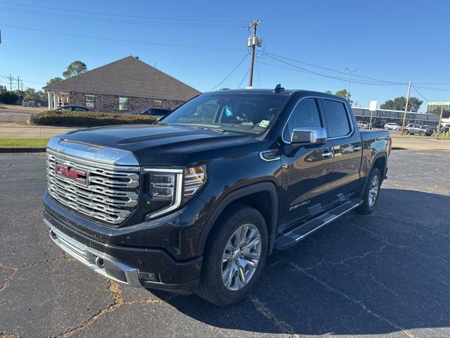 2023 GMC Sierra 1500 4WD Crew Cab Short Box Denali