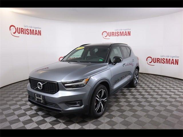 2019 Volvo XC40 T5 Momentum 2019 Volvo XC40 T5 Momentum