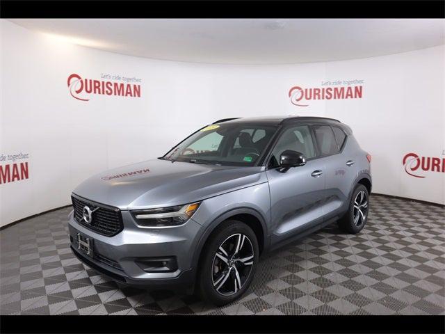 2019 Volvo XC40 T5 Momentum 2019 Volvo XC40 T5 Momentum