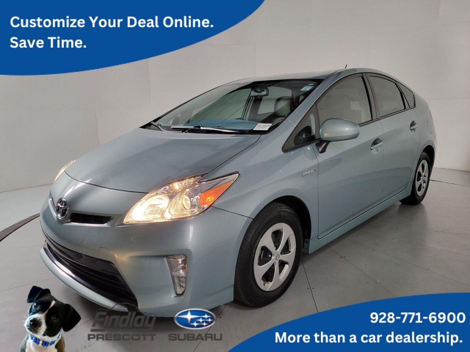2015 Toyota Prius Two's photo