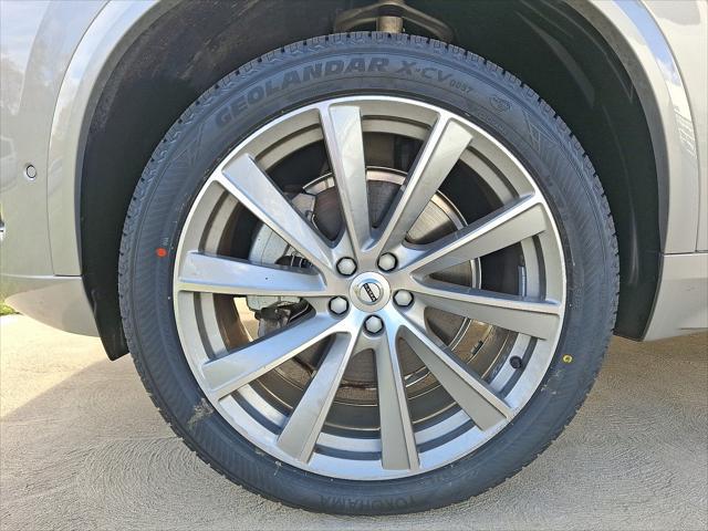 2025 Volvo XC90 B5 Plus 7-Seater
