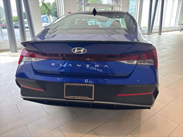 2025 Hyundai Elantra SEL Sport