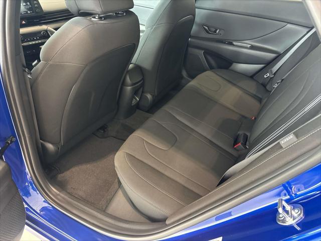 2025 Hyundai Elantra SEL Sport