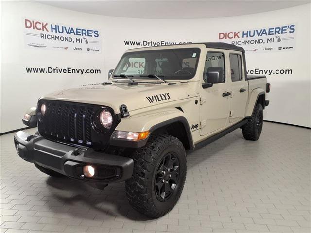 2022 Jeep Gladiator Willys 4x4 2022 Jeep Gladiator Willys 4x4