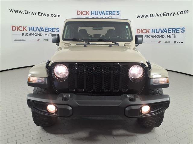 2022 Jeep Gladiator Willys 4x4 2022 Jeep Gladiator Willys 4x4