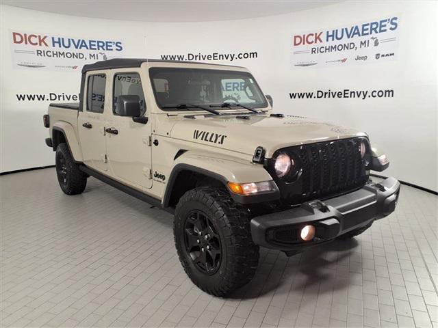 2022 Jeep Gladiator Willys 4x4 2022 Jeep Gladiator Willys 4x4
