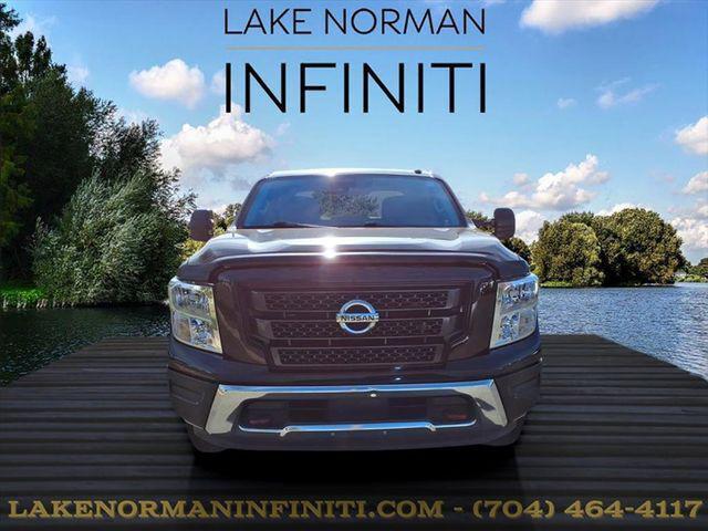 2021 Nissan TITAN Crew Cab SV 4x2