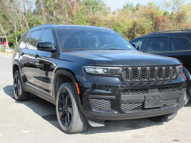 2022 Jeep Grand Cherokee L Altitude 4x4 2022 Jeep Grand Cherokee L Altitude 4x4