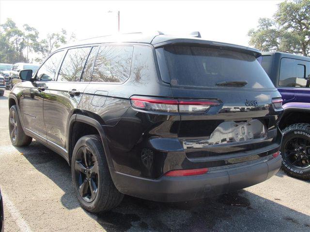 2022 Jeep Grand Cherokee L Altitude 4x4 2022 Jeep Grand Cherokee L Altitude 4x4