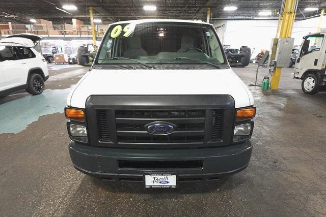 2009 Ford E-350 Super Duty Commercial 2009 Ford E-350 Super Duty Commercial