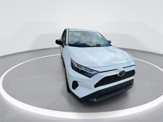 2024 Toyota RAV4 LE 2024 Toyota RAV4 LE