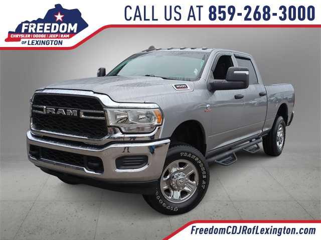 2023 RAM 3500 Tradesman Crew Cab 4x4 64 Box