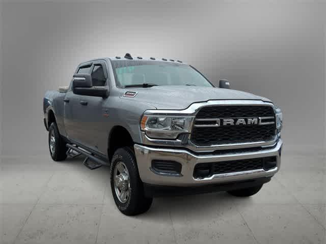 2023 RAM 3500 Tradesman Crew Cab 4x4 64 Box