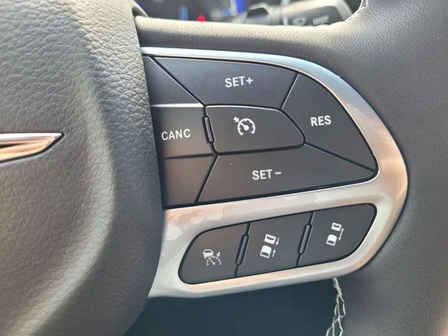 2026 Chrysler Voyager LX