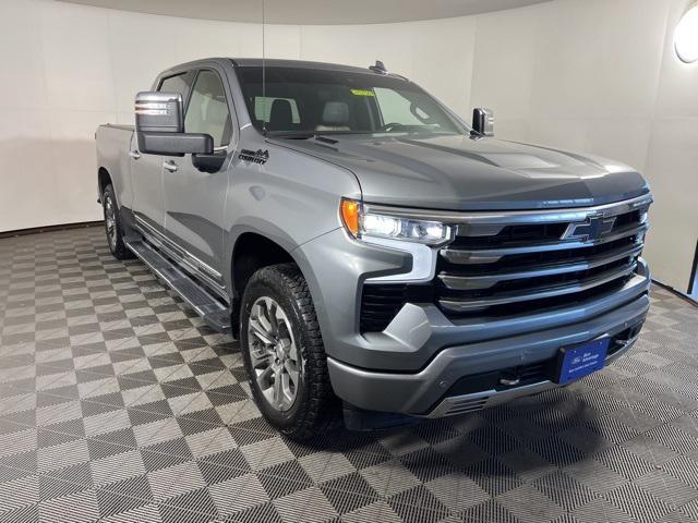 2025 Chevrolet Silverado 1500 4WD Crew Cab Standard Bed High Country