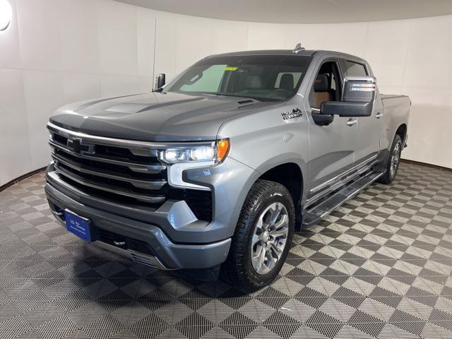2025 Chevrolet Silverado 1500 4WD Crew Cab Standard Bed High Country