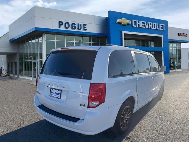 2017 Dodge Grand Caravan GT 2017 Dodge Grand Caravan GT