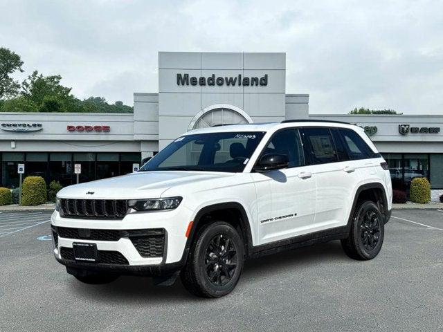 2026 Jeep Grand Cherokee GRAND CHEROKEE LAREDO ALTITUDE 4X4