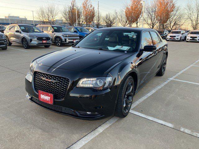 2022 Chrysler 300 S 2022 Chrysler 300 S