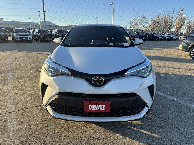 2022 Toyota C-HR XLE 2022 Toyota C-HR XLE