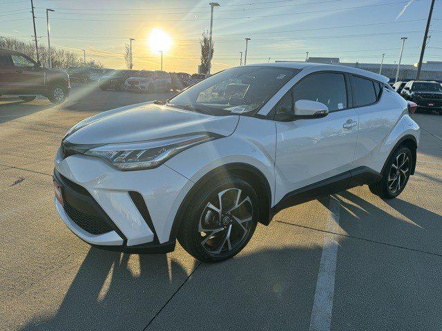 2022 Toyota C-HR XLE 2022 Toyota C-HR XLE