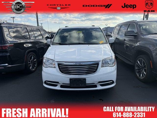 2016 Chrysler Town and Country Touring 2016 Chrysler Town and Country Touring