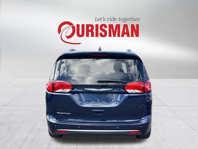 2020 Chrysler Pacifica Touring L Plus 2020 Chrysler Pacifica Touring L Plus