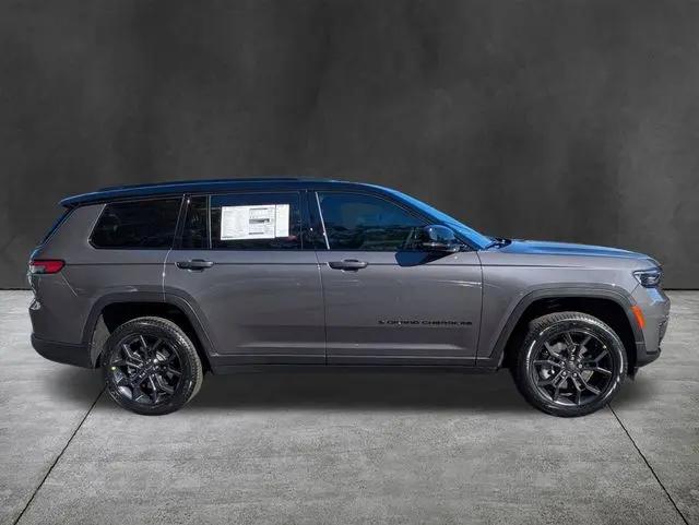 2025 Jeep Grand Cherokee L Limited 4x4