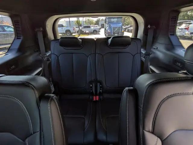 2025 Jeep Grand Cherokee L Limited 4x4