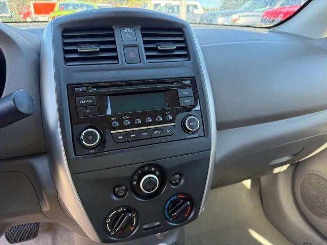 2015 Nissan Versa 1.6 SV