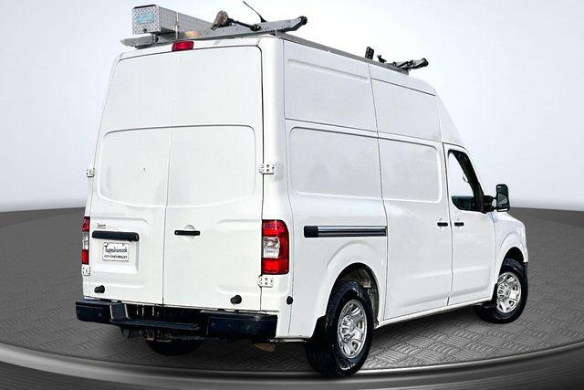 2021 Nissan 3500 SV High Roof V8