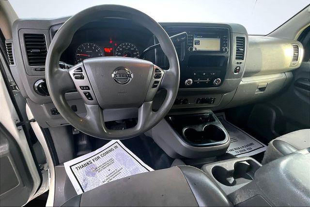 2021 Nissan 3500 SV High Roof V8