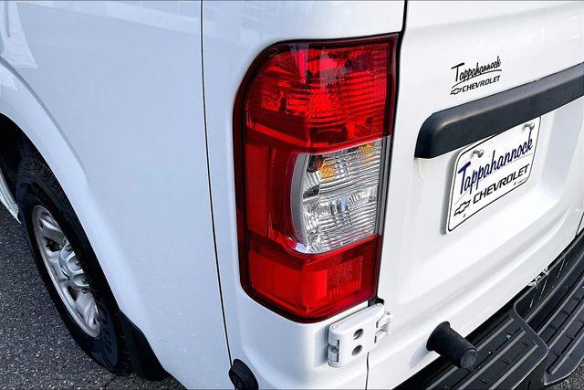 2021 Nissan 3500 SV High Roof V8