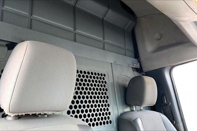 2021 Nissan 3500 SV High Roof V8