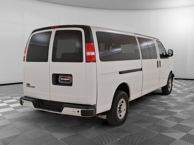2024 Chevrolet Express Passenger RWD 3500 Extended Wheelbase LT