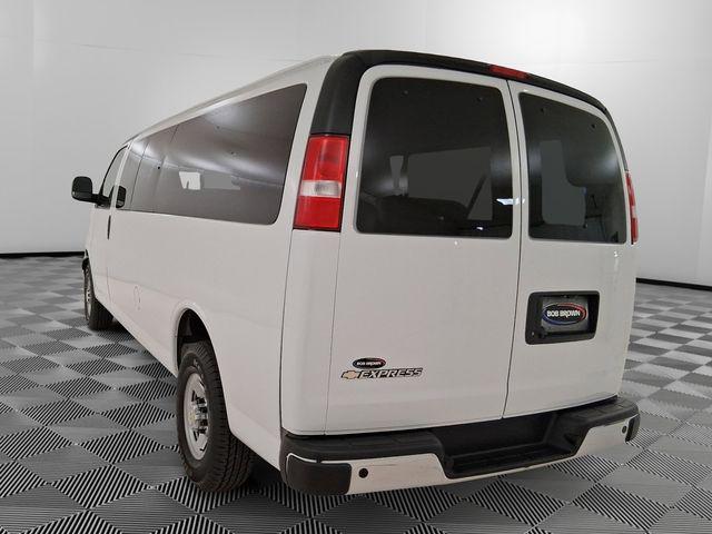 2024 Chevrolet Express Passenger RWD 3500 Extended Wheelbase LT