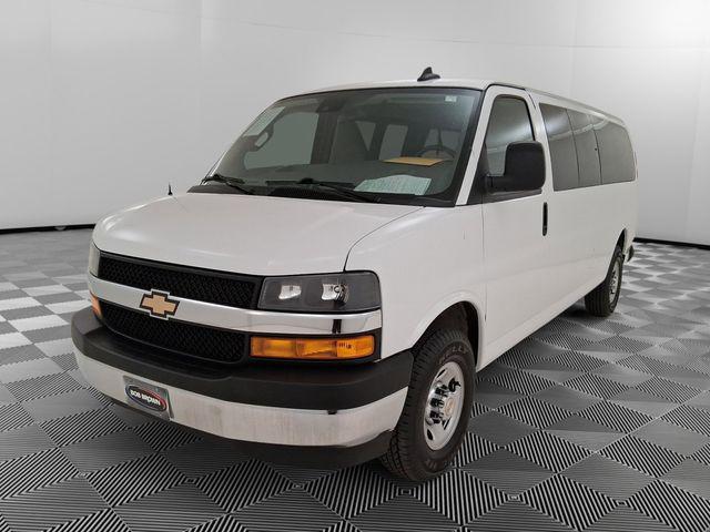 2024 Chevrolet Express Passenger RWD 3500 Extended Wheelbase LT