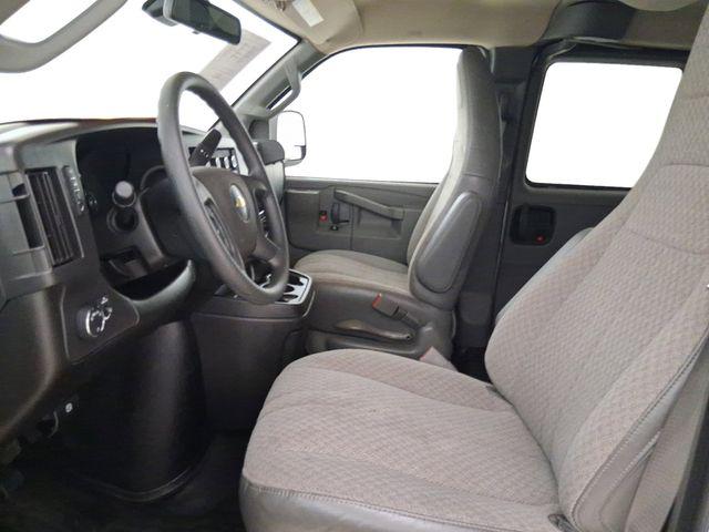 2024 Chevrolet Express Passenger RWD 3500 Extended Wheelbase LT