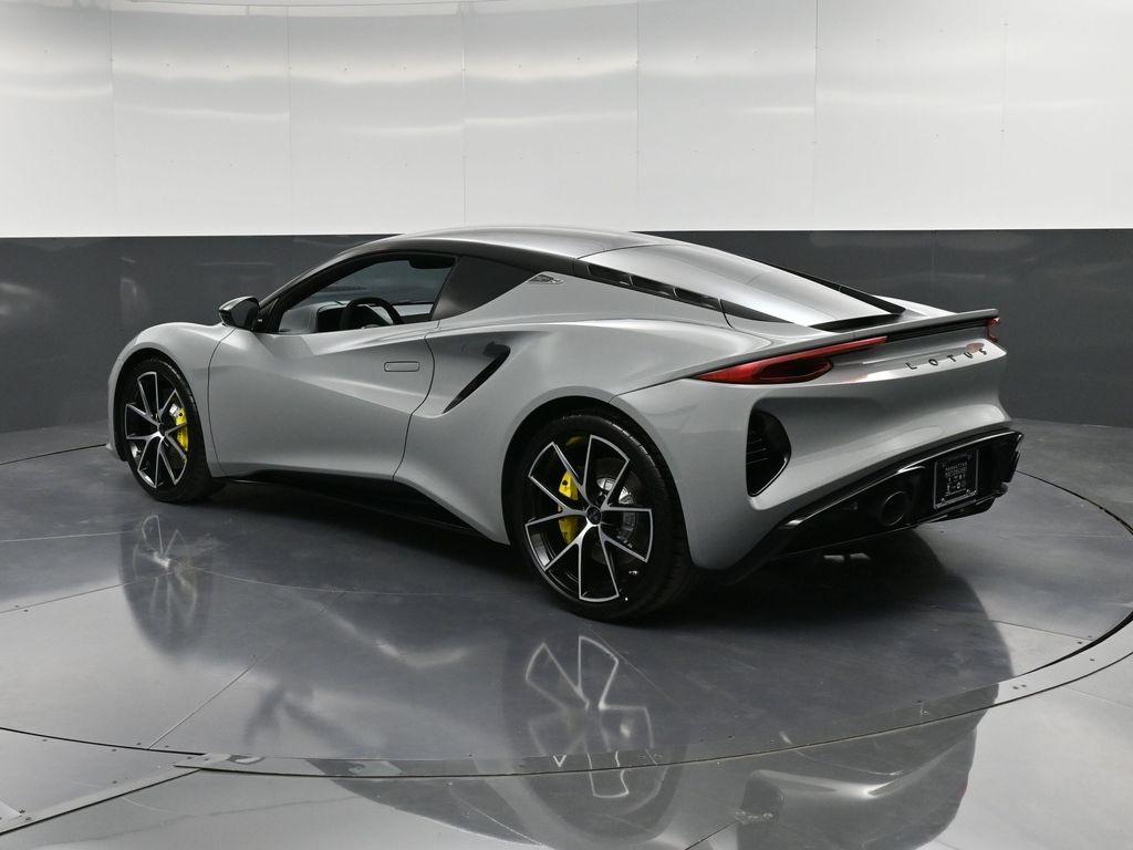 2025 Lotus Emira Base photo 3